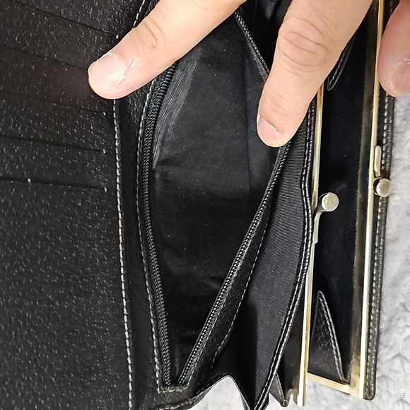 Rare Vintage GUCCI ANNIVERSARY long wallet with coin pouch. - Picture 9 of 12